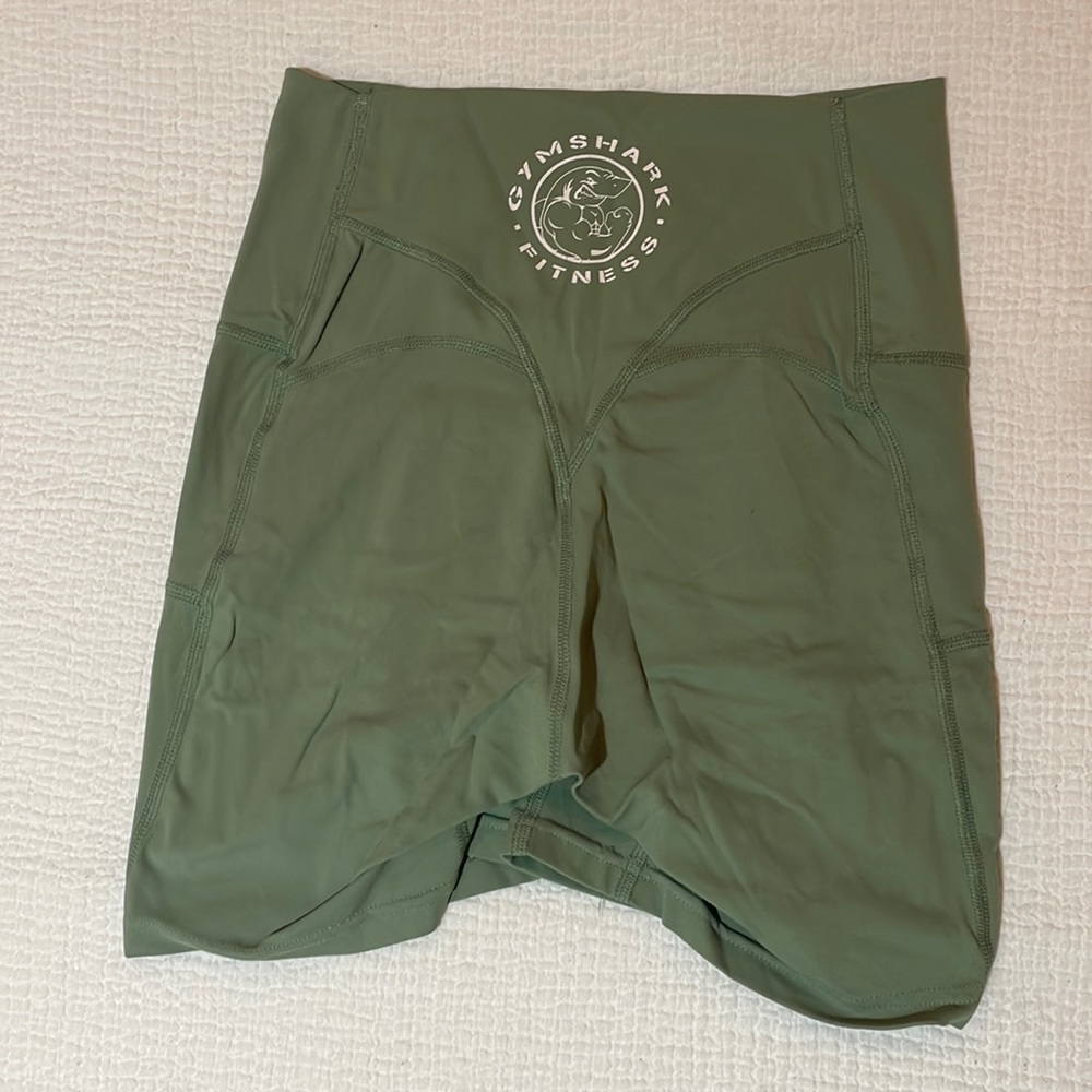 GYMSHARK LEGACY SHORTS